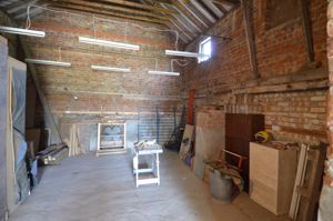 Outbuildings- click for photo gallery